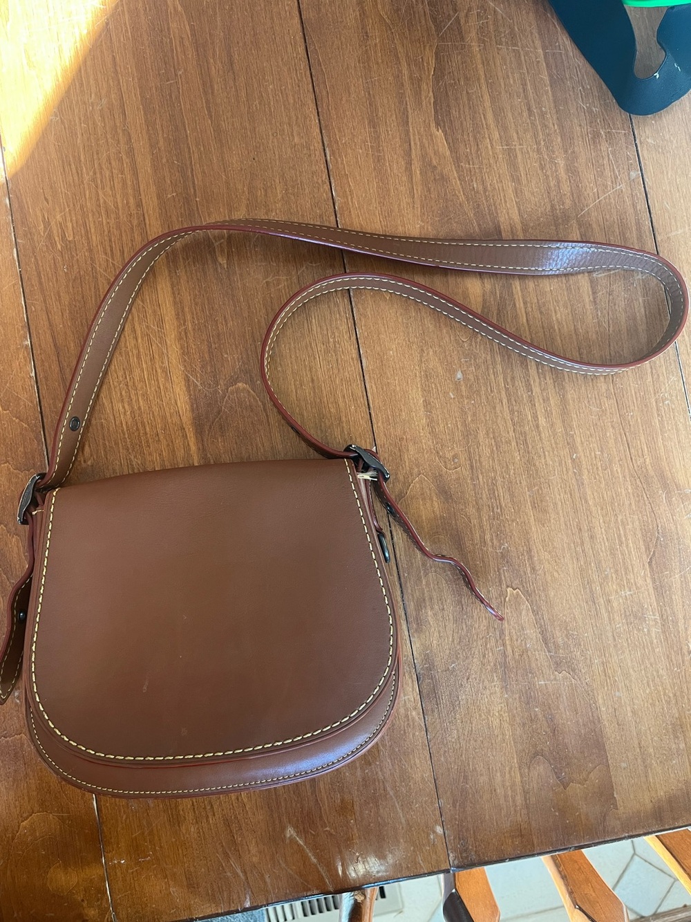 Coach 1941 Saddle 23 Glovetanned Leather Purse- Brown
